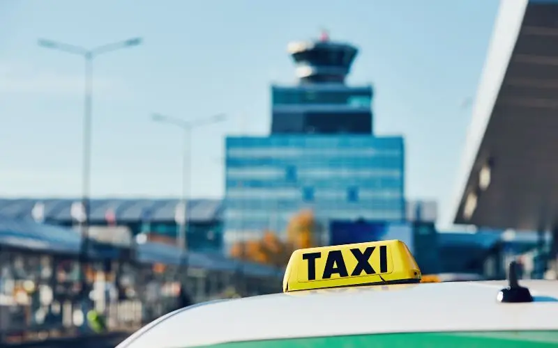 Northampton to Heathrow Taxi